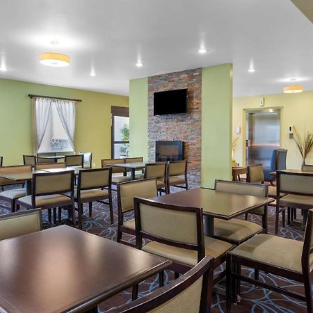 Best Western Plus Covered Bridge Inn Brazil Екстериор снимка