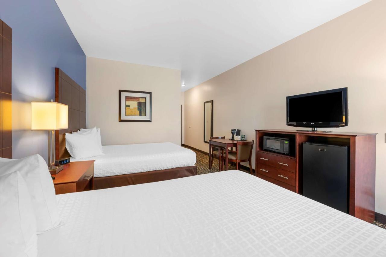 Best Western Plus Covered Bridge Inn Brazil Екстериор снимка