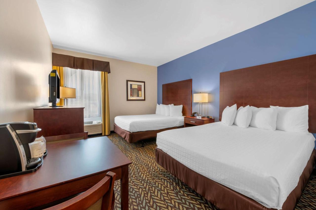 Best Western Plus Covered Bridge Inn Brazil Екстериор снимка